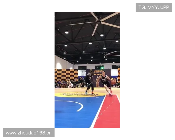 季丽萍球场外的日常，谁想到她其实爱逛奢侈品店停不下来？