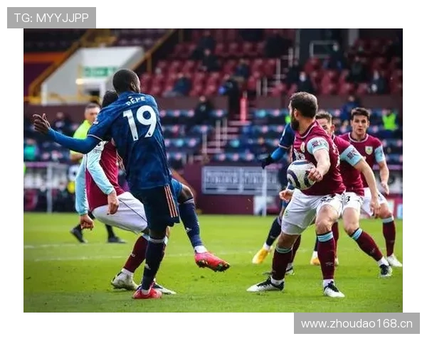 近距离手球判罚为何常引争议，规则如何界定触球意图？